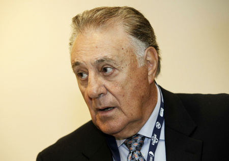 Известный тренер поддержал легенду канадского хоккея за слова о России