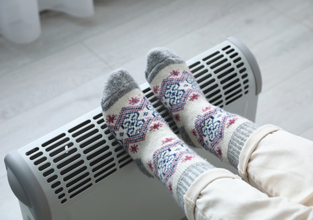 Стало известно, на какие болезни могут указывать ледяные руки и ноги