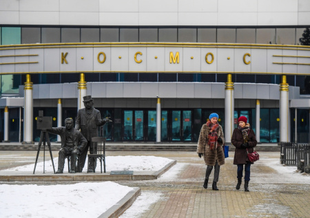 В российском городе памятник отправили за решетку