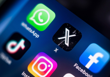 Любимая соцсеть политиков «приказала долго жить»