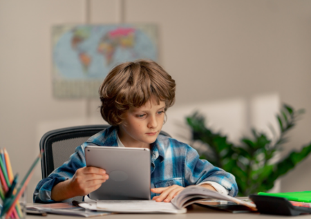 Британские власти могут «закрыть» соцсети для детей