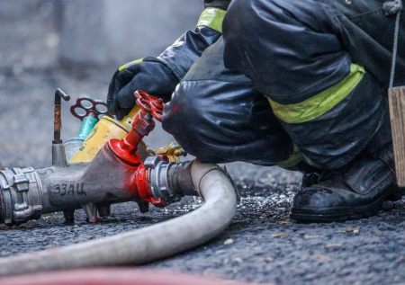 В Дагестане загорелась цистерна со сжиженным газом