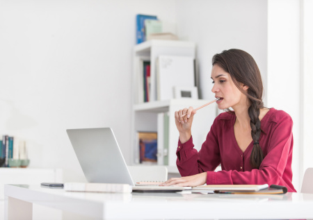 Экономист рассказала, какие обязательные траты необходимы удаленщикам