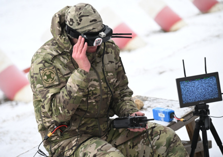 Бегство «элиты» ВСУ, подвиг оператора БПЛА: новости СВО к утру 16 февраля