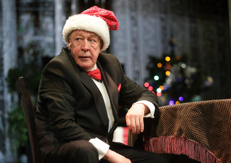 Сценарист Цыпкин оценил игру Ефремова в первом спектакле после освобождения