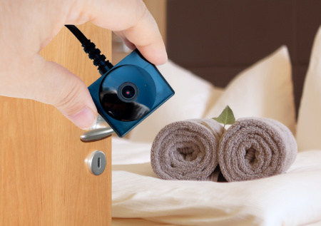 Китайцы снимают секс россиян на скрытую камеру и продают кадры извращенцам