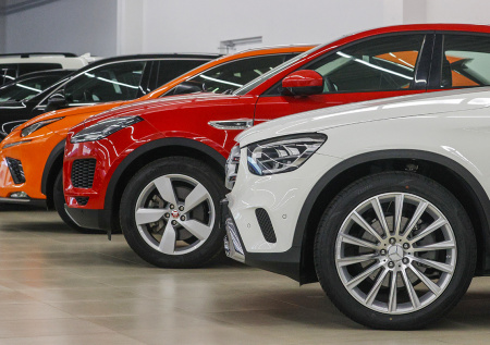 Стало известно, откуда в Россию больше всего завозят машин с пробегом