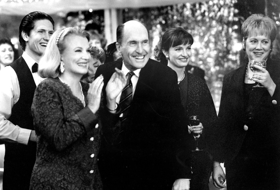 Джина Роуленд, Роберт Дюваль в фильме «Есть о чём поговорить»