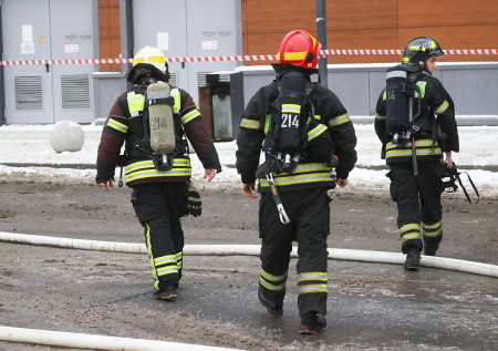 Пожар в хостеле в Москве 16 февраля: люди спускались на простынях, погибшие