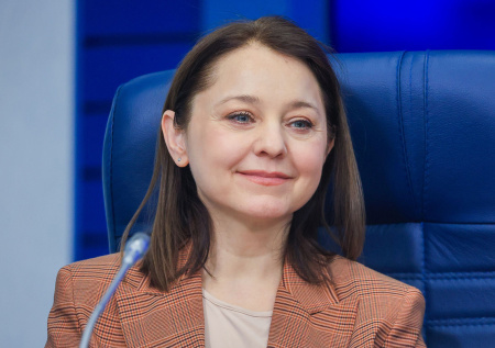 «Придется отказаться»: звезда сериала «СашаТаня» об ИИ в кинематографе