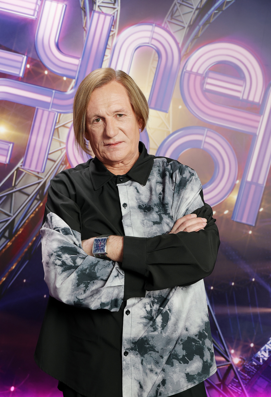 Певец Сергей Челобанов на шоу «Суперстар! Битва сезонов»