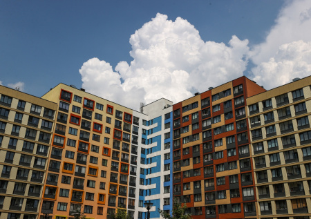 «Сберегать выгоднее, чем покупать»: эксперт о ситуации на рынке жилья