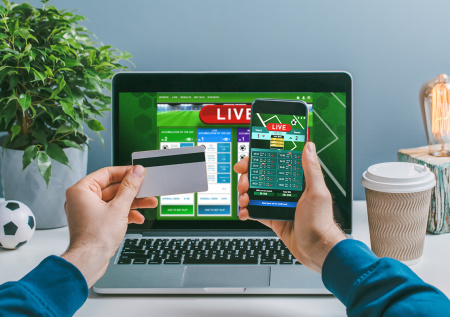 Минфин подсчитал траты россиян на букмекеров