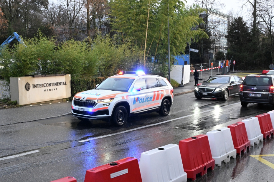Обстановка у отеля «Интерконтиненталь» в Женеве, где 17–18 февраля пройдет новый раунд переговоров представителей России, США и Украины