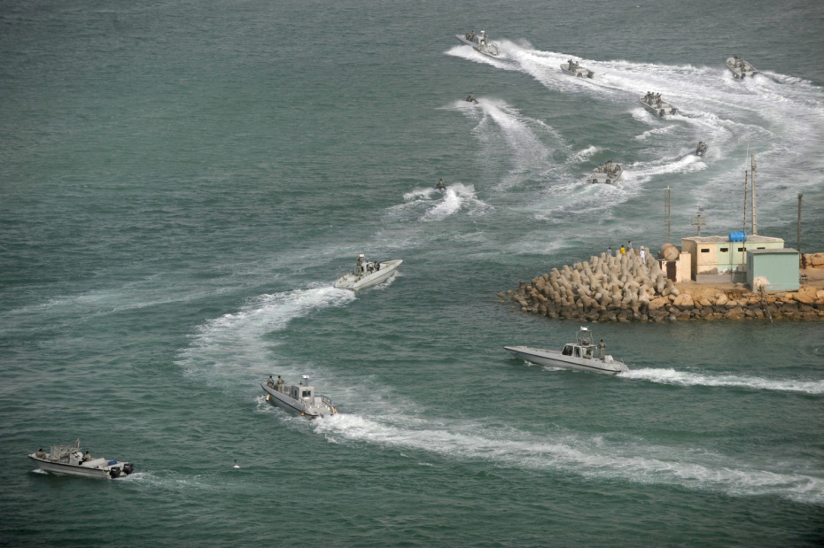 Ормузский пролив