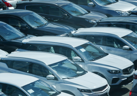 Финансист оценил последствия ухода китайских брендов с авторынка