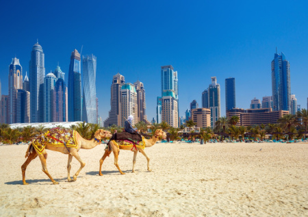 Британским туристам в ОАЭ пригрозили спецрейсами в Москву