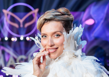 «Маленькая какая, ножки-бутылочки»: почему Тодоренко ушла из шоу «Маска»