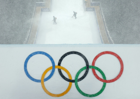 Непогода сместила олимпийский график