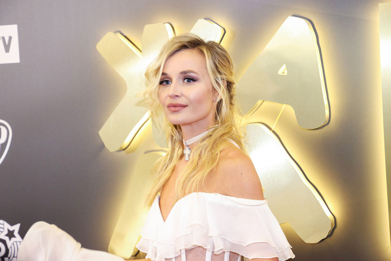 Полина Гагарина