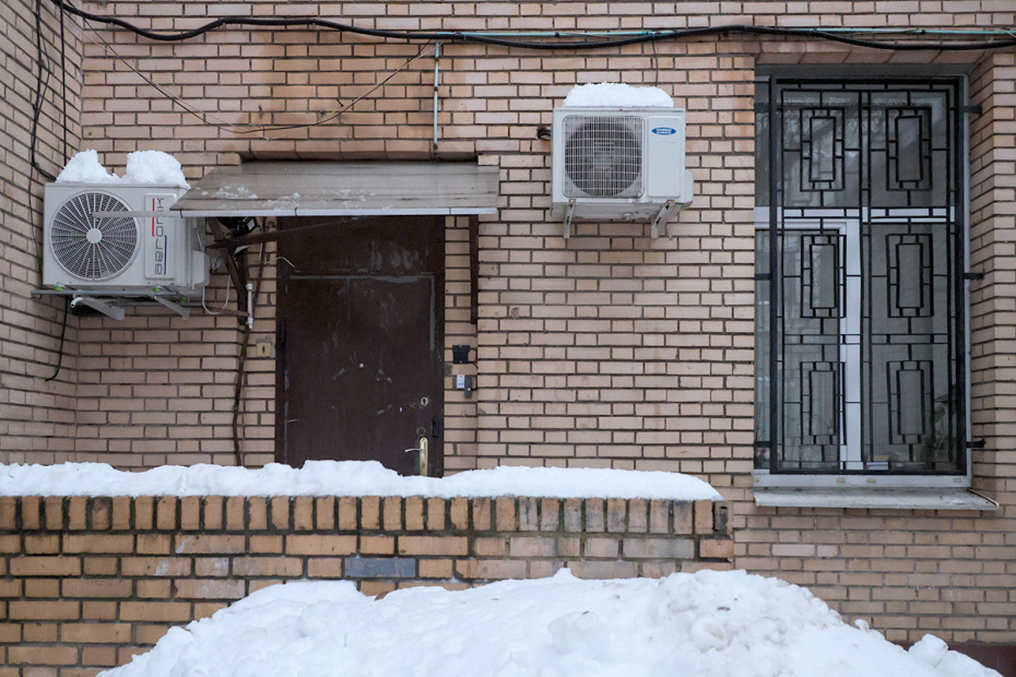 Дверь бывшей химчистки