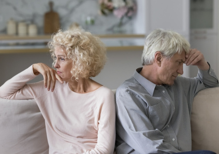 Феномен пустого гнезда: дети выросли, а вы остались вдвоём с чужим человеком, с которым не о чем говорить