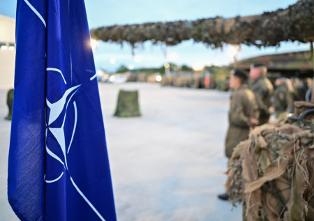 Стало известно, в каком случае НАТО обяжется не допускать Украину в Альянс