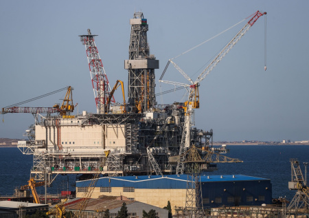 «Полное безобразие»: сенатор о топливном споре Киева с Венгрией и Словакией