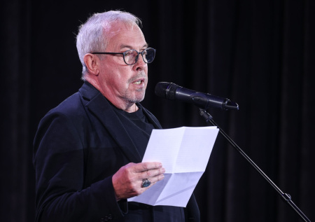 Макаревич собрался заработать миллионы на концерте 23 февраля