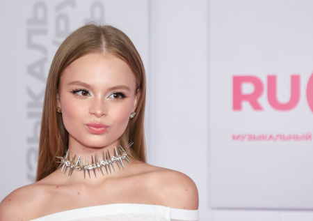 Ссора с отцом, авто за 13 млн, роман: как живет дочь Гогунского Мilana Star