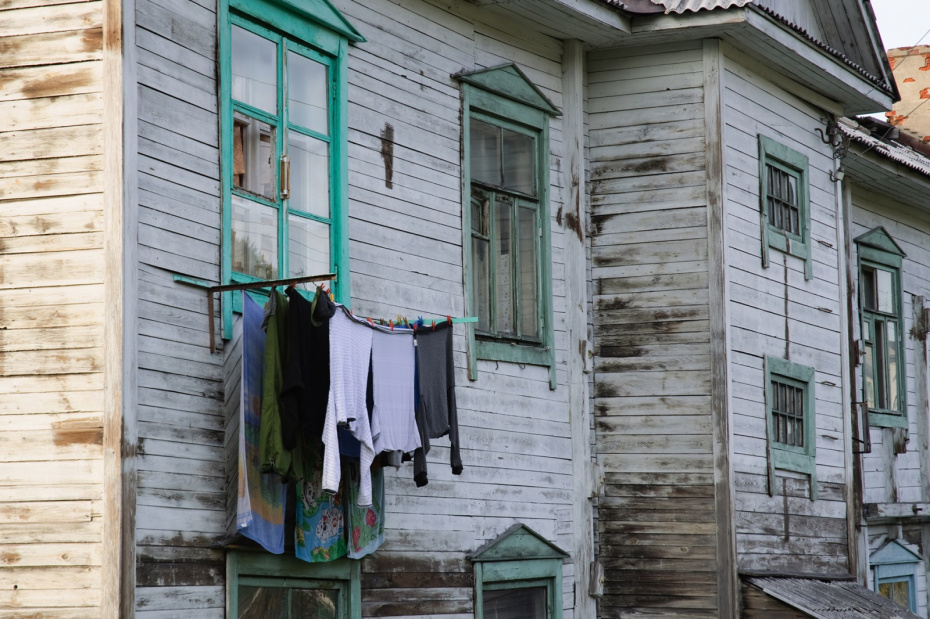 Довоенные бараки: дерево, щитовые конструкции, печное отопление