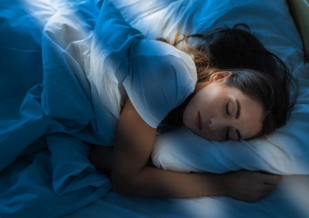 Врач поделился способом для быстрого засыпания