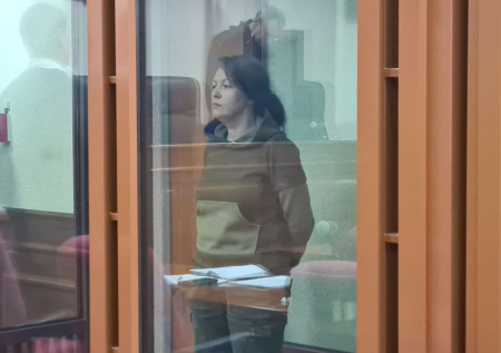 Ребра воткнулись в печень: мать освободили после убийства сына?