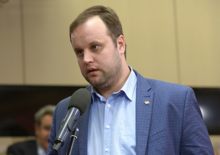 Экс-народный губернатор Донецкой области ответит за дискредитацию ВС России