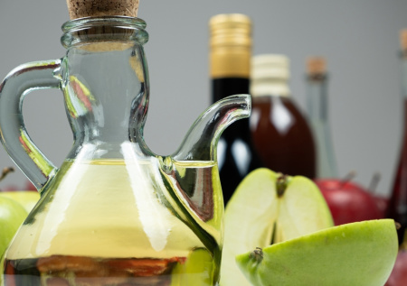 Красный, белый или бальзамический: простой способ понять, какой уксус нужен для салата, мяса и соусов