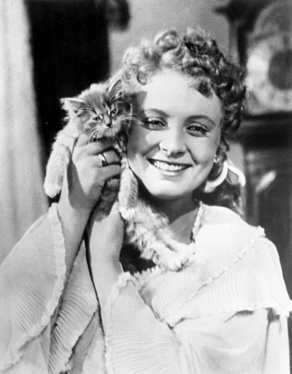 Кадр из фильма «Анна на шее». Киностудия имени М. Горького. 1954 год. В роли Анны — актриса Алла Ларионова