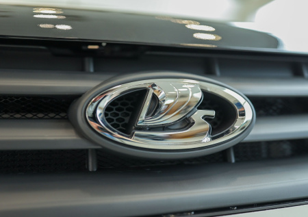 АвтоВАЗ зарегистрировал товарный знак с фразой из мема