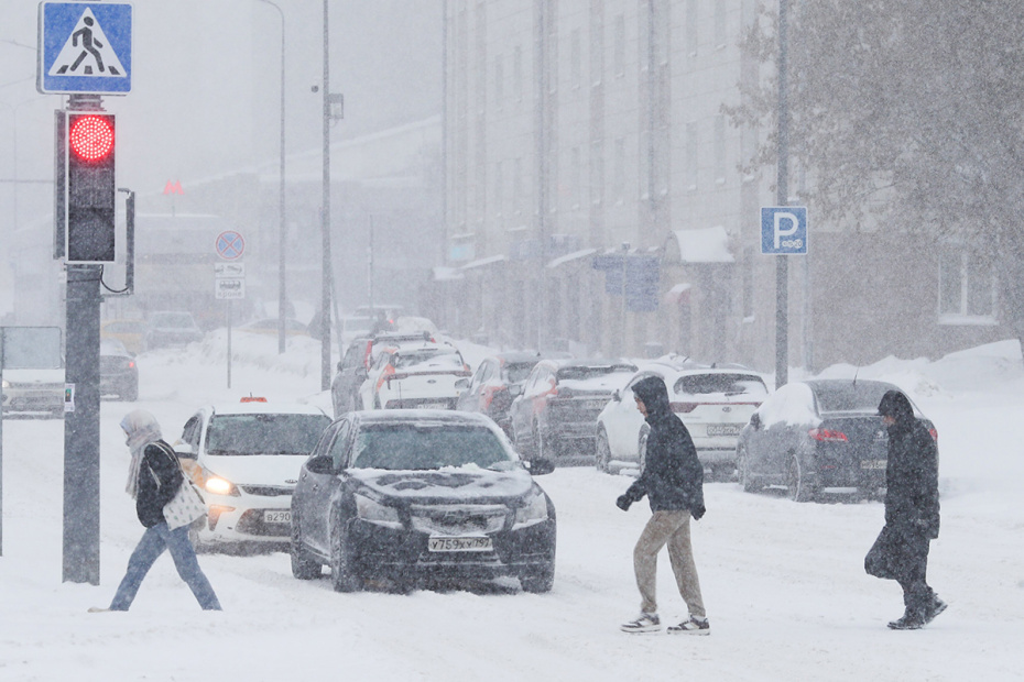Снегопад в Москве. За сутки в столице прогнозируют выпадение свыше 60% месячной нормы осадков
