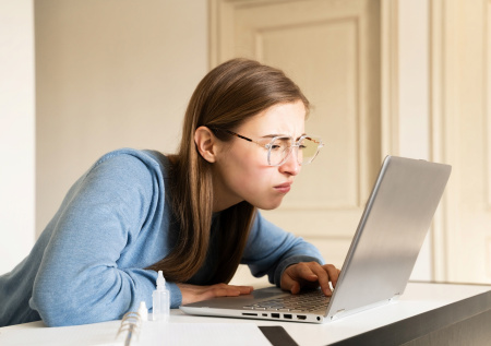 Врач заявила о связи курения и ухудшения зрения