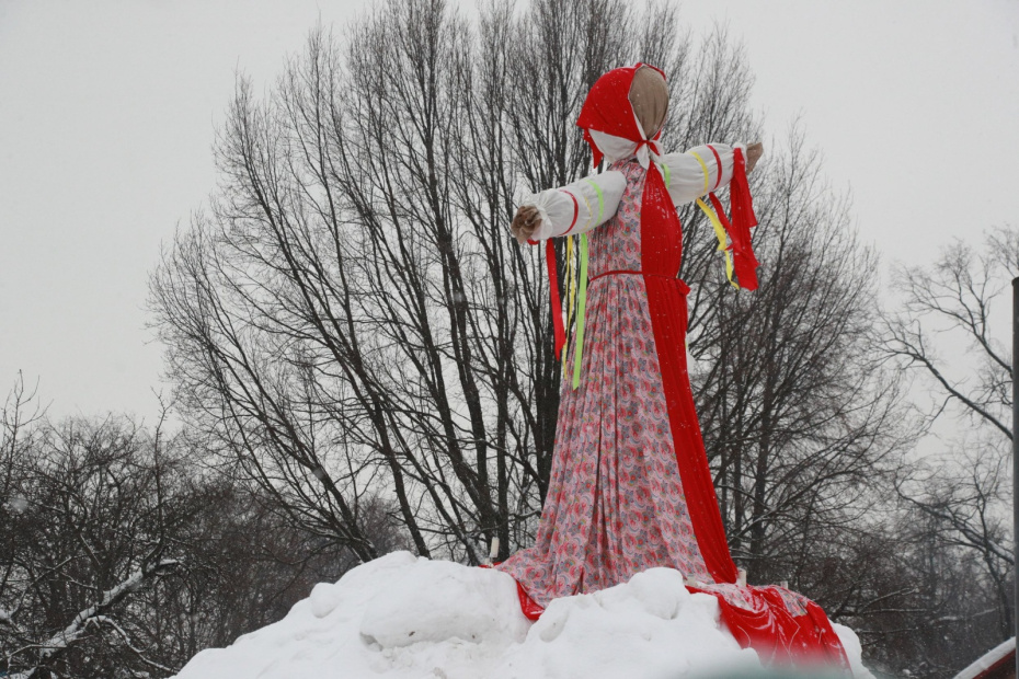 Чучело Масленицы своими руками: экологичные материалы и идеи дизайна