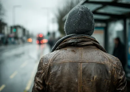 Изнасиловал в подвале и выкинул к остановке: россиянин сел на 19 лет