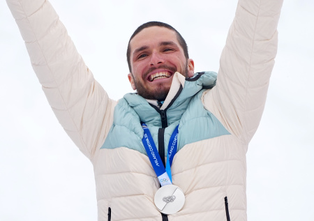 Серебряному призеру Олимпиады-2026 Филиппову присвоили звание ЗМС