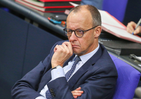 «Остается намеками»: политолог о словах Мерца про завершение конфликта