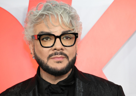 Пугачева, развод, пластика: как Киркоров изменился за 41 год на сцене