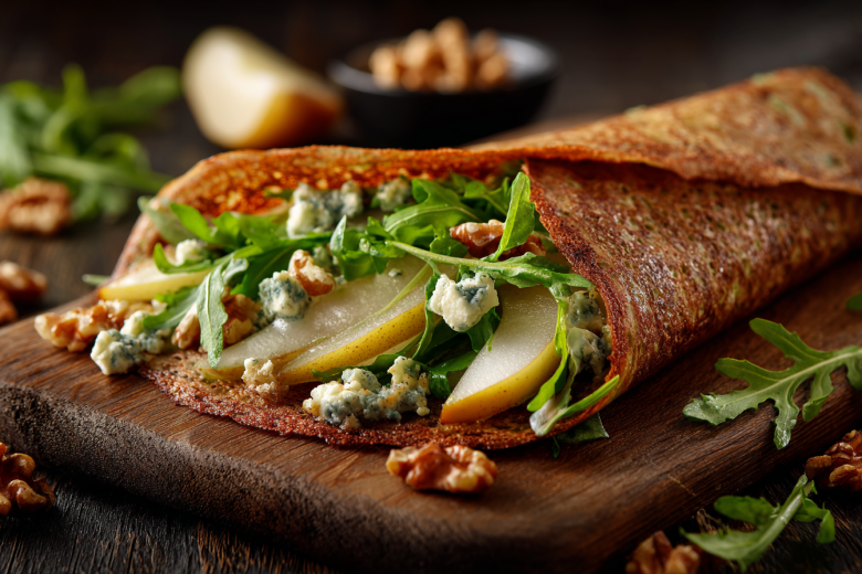 Идеальные гречневые блины на Масленицу: рецепт с грушей и сыром