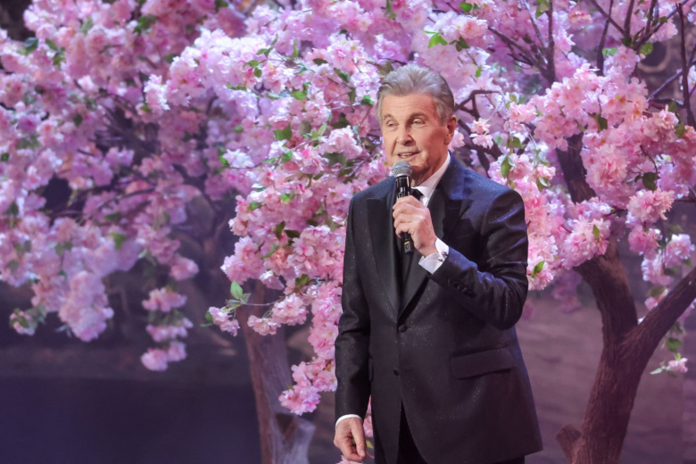 Лев Лещенко