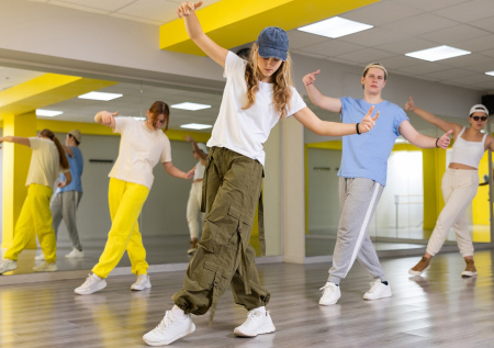 Психолог объяснила, как танцы помогают избегать проблем с психикой