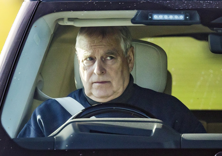 В Великобритании оценили вероятность тюремного заключения экс-принца Эндрю