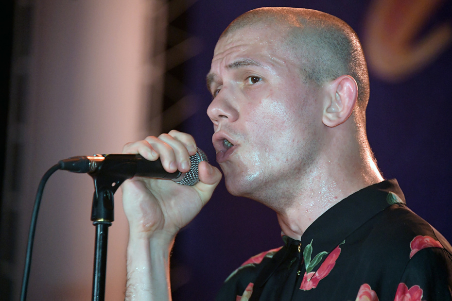 Солист группы Shortparis Николай Комягин