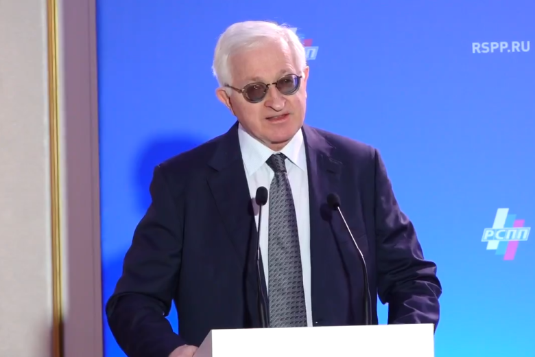 Александр Шохин